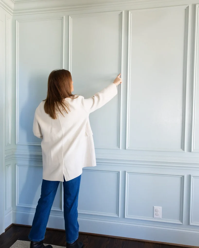 Whole Wall in Picture Frame Molding