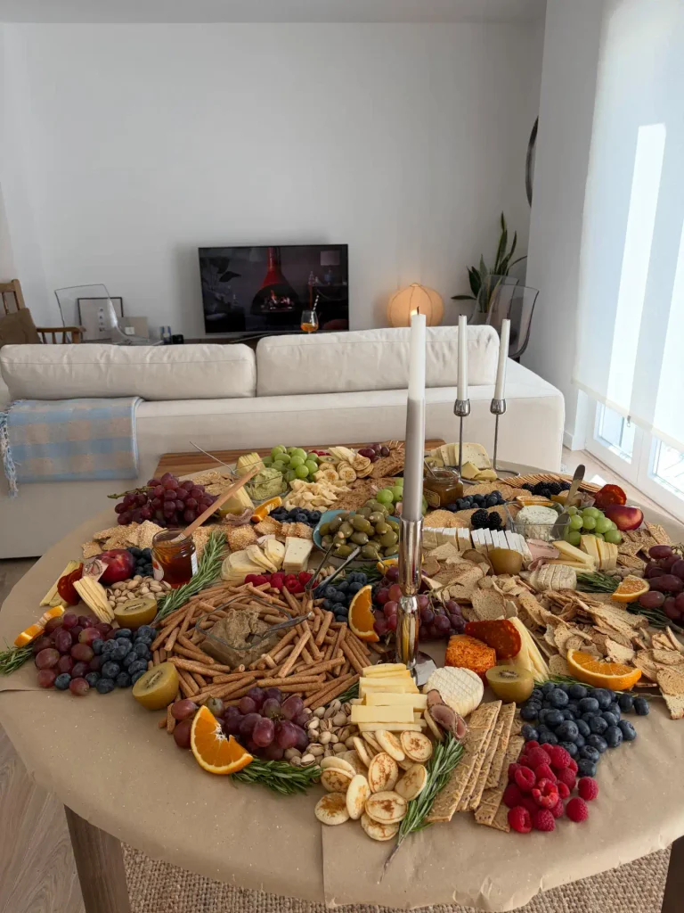 housewarming party small apartment