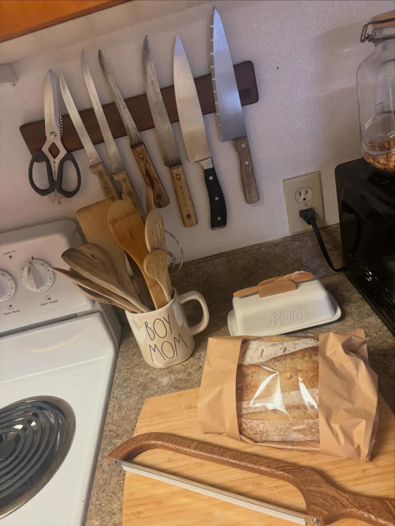 Hang Your Knives on the Wall